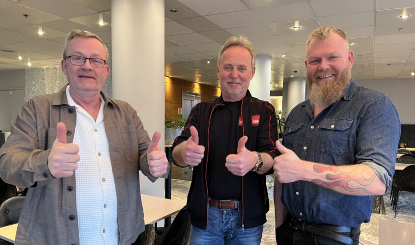 Roger Maurstad, Trond Cato Fylling og Raymond Midtgård hyller Aker BPs beslutning Foto: Rebecca Bjerga
